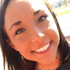 Meet your Posher, Hailey